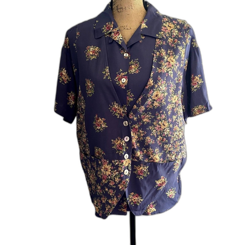 Karen Kane Lifestyle Floral Print Short Sleeve Button Up Shirt &‎ Vest Size 12P